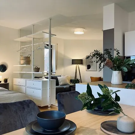Appartement Schickes, Stilvolles Und Helles In *