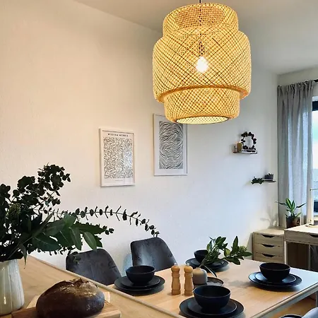 Appartement Schickes, Stilvolles Und Helles In *