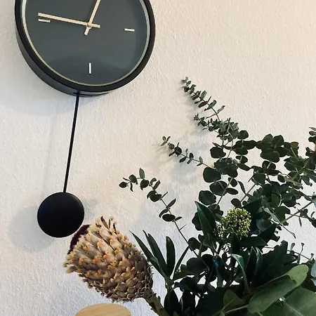 Modernes Apartment Mit Balkon & Highspeed-Wlan 아파트 *