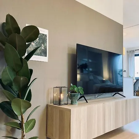 Modernes Apartment Mit Balkon & Highspeed-Wlan *