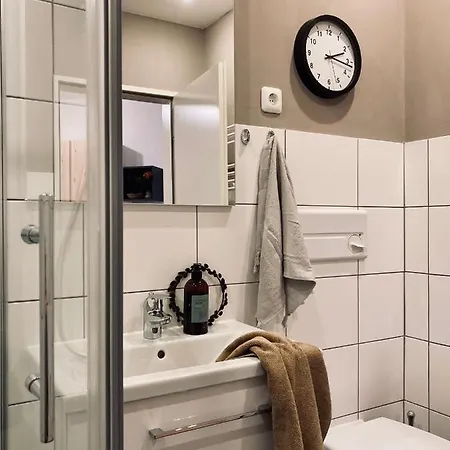 아파트 Modernes Apartment Mit Balkon & Highspeed-Wlan *