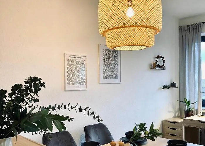 Apartment Schickes, Stilvolles Und Helles In *