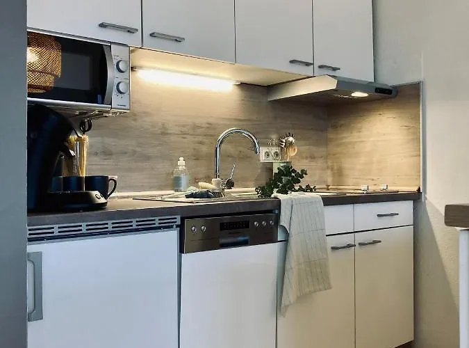 Schickes, Stilvolles Und Helles In Apartment *