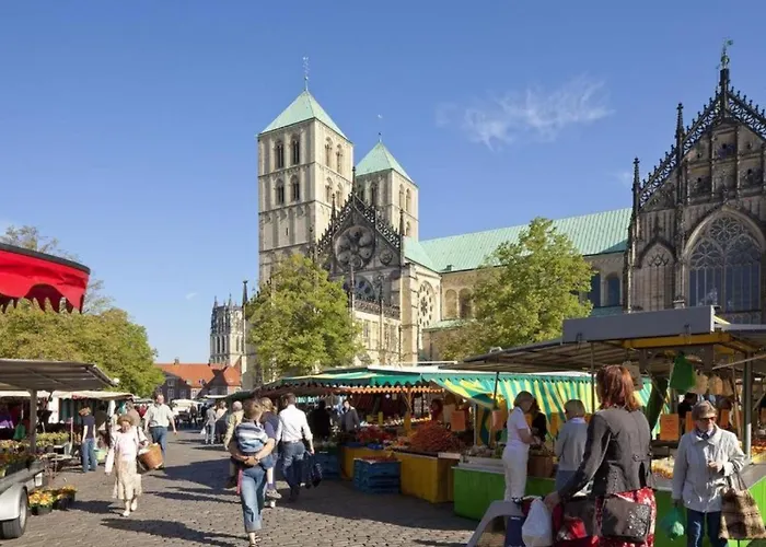 Schickes, Stilvolles Und Helles In Apartment Munster (North Rhine-Westphalia)